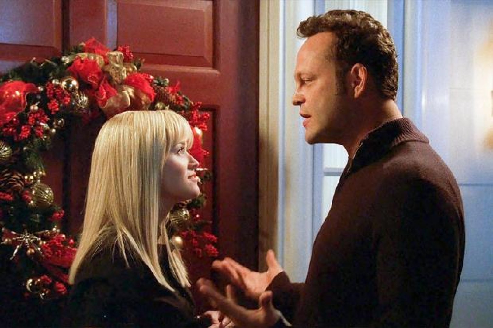 Reese Witherspoon y Vince Vaughn (Ni en tu casa, ni el mia)